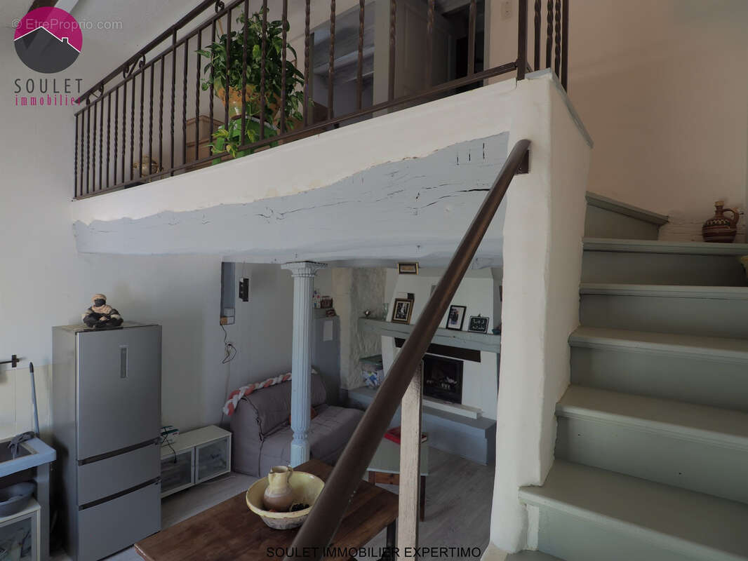 Maison à VILLES-SUR-AUZON