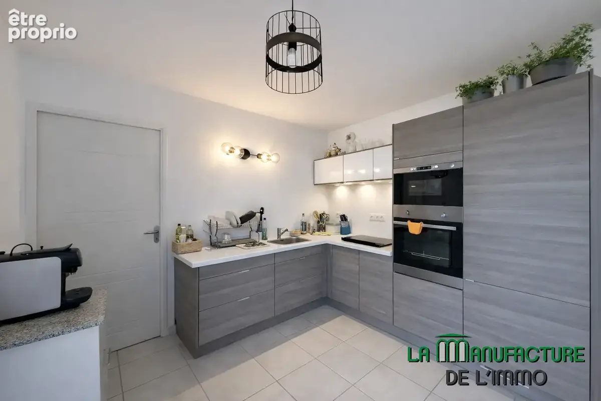 Appartement à SAINT-ETIENNE