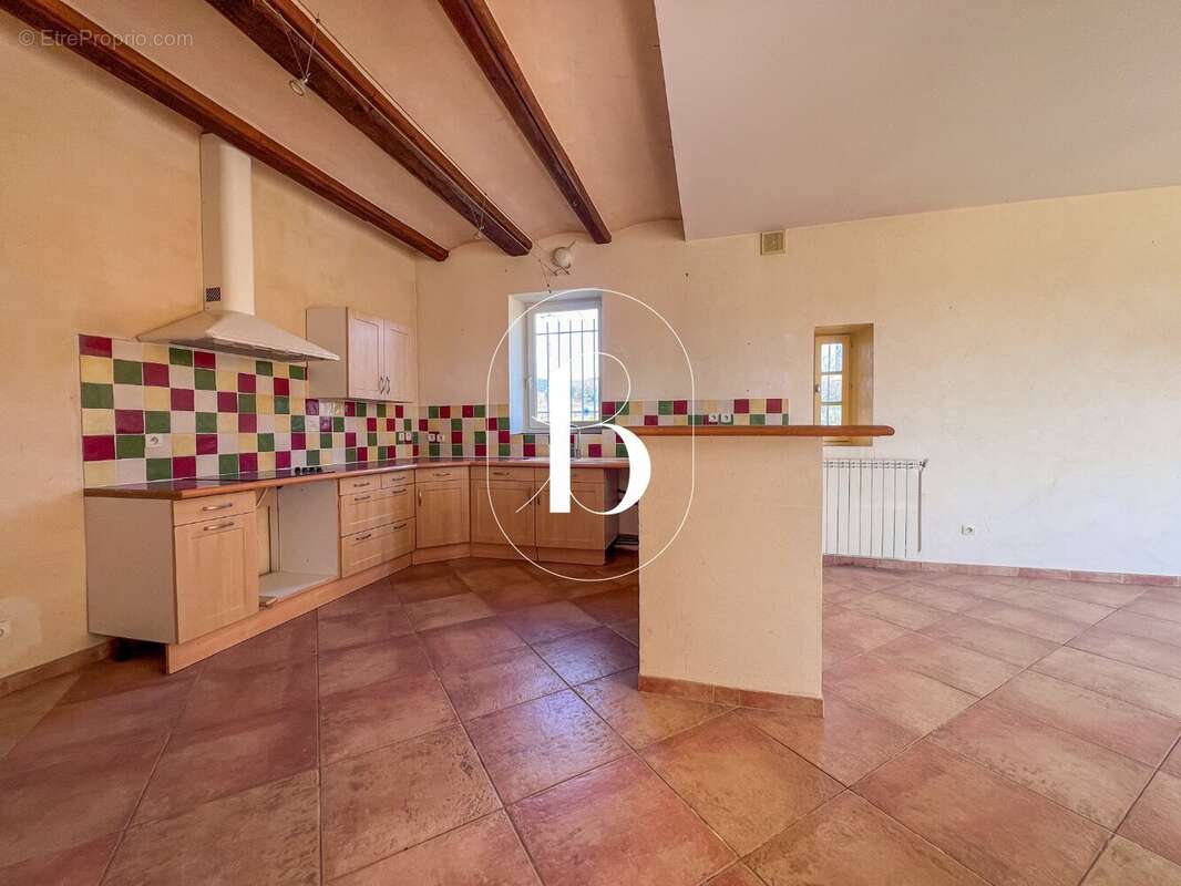 Maison à GOUDARGUES