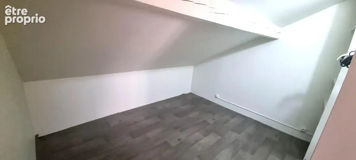 Grande maison familiale ou 2 appartements sur terrain d'environ 13 ares - photo 16