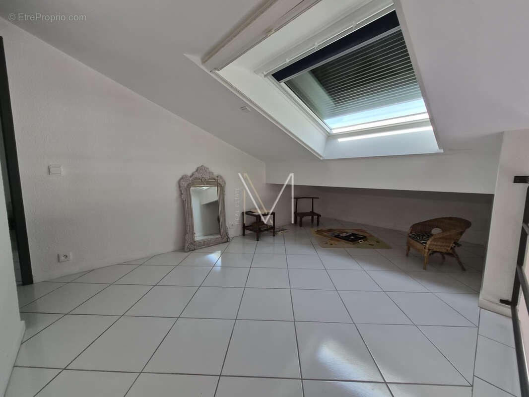 Appartement en duplex dernier etage residence avec piscine en centre ville - photo 24