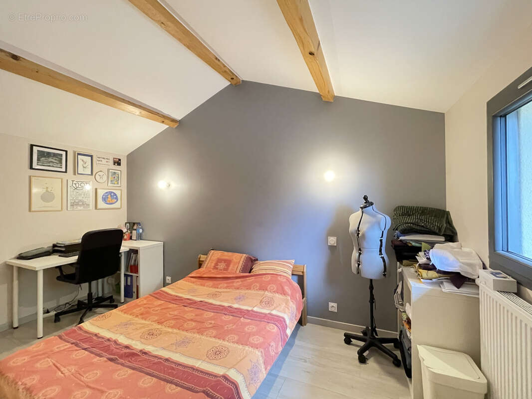 Maison à MOURS-SAINT-EUSEBE