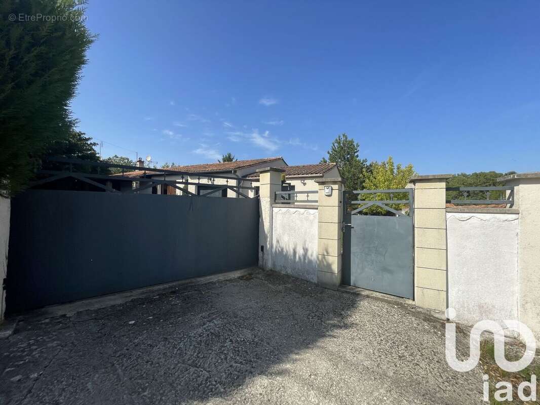 Photo 5 - Maison à SALLES-D&#039;ANGLES