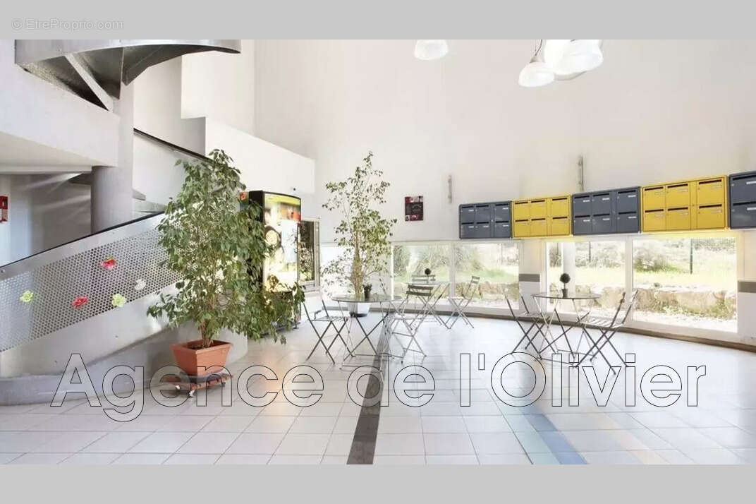 Appartement à VALBONNE