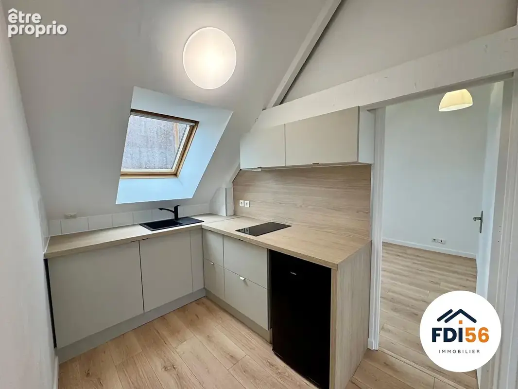 A vendre lorient - charmant t3 entierement refait - quartier calme - photo 2