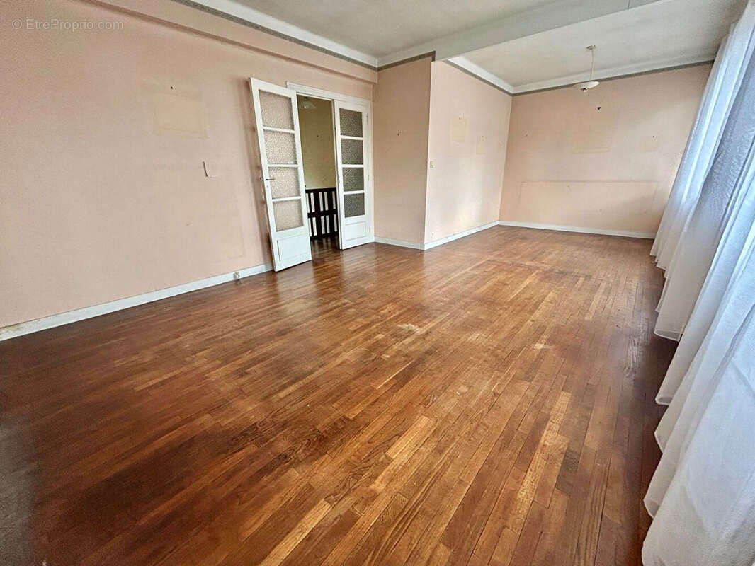 Maison 5 pièces à moins de 5 min à pied du centre ville de Quimper - Terrain 920 m² - photo 4