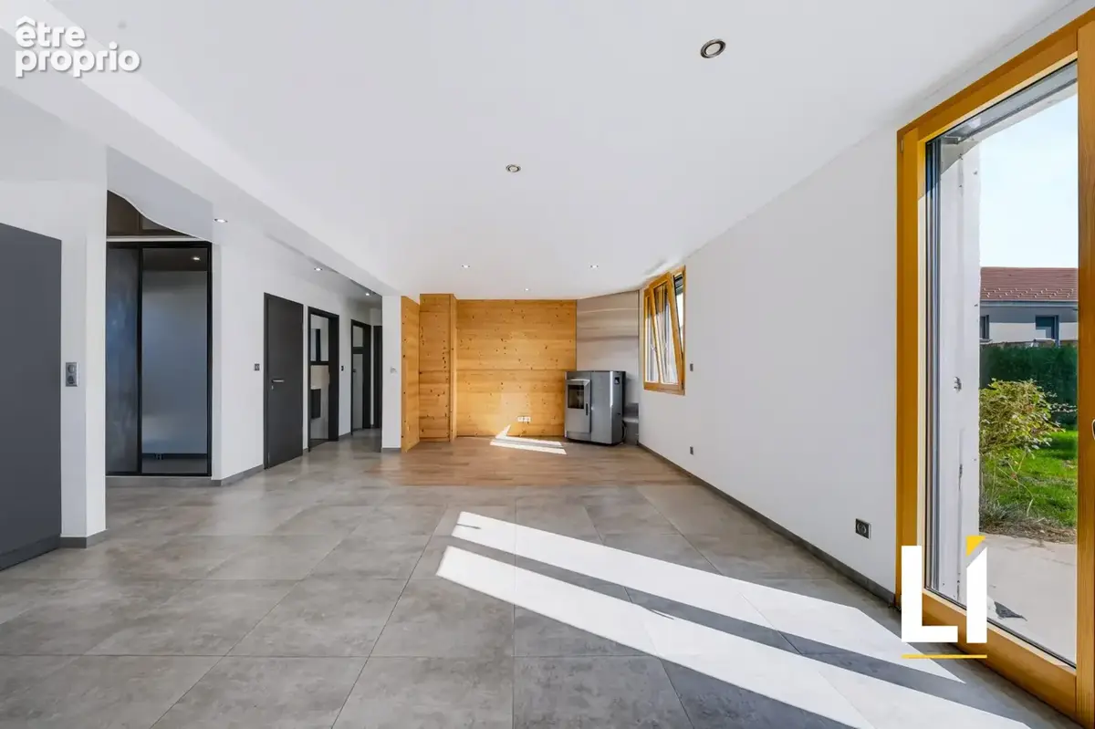 Maison 5 pièces 118 m² à vendre à Damprichard (25450) - photo 4