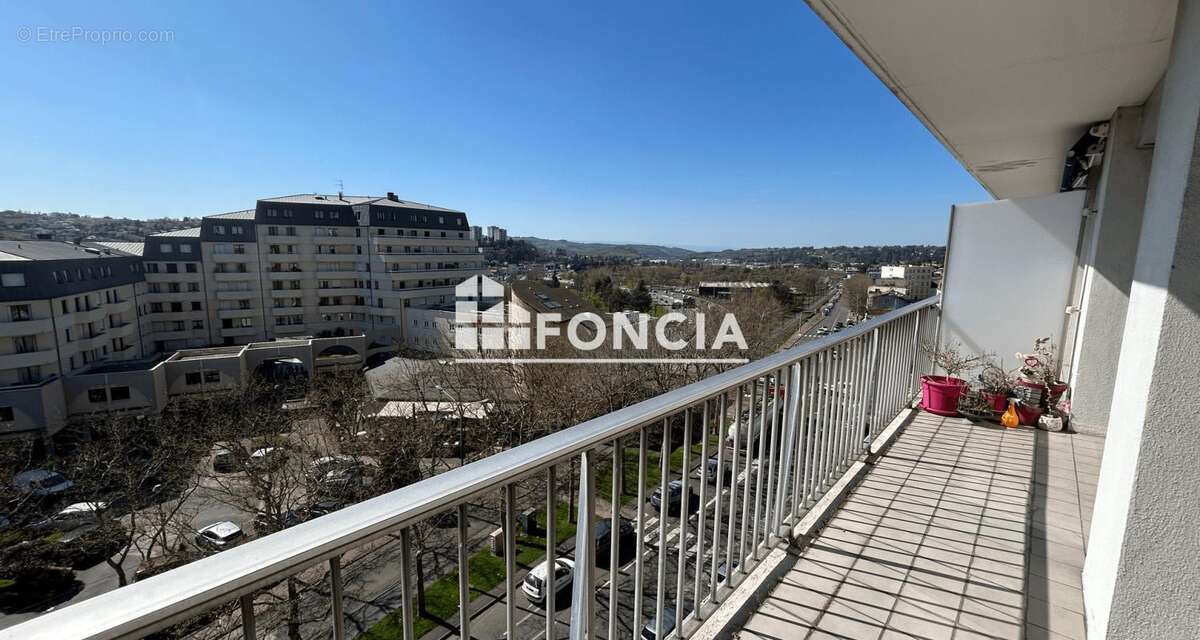 Appartement à SAINT-ETIENNE