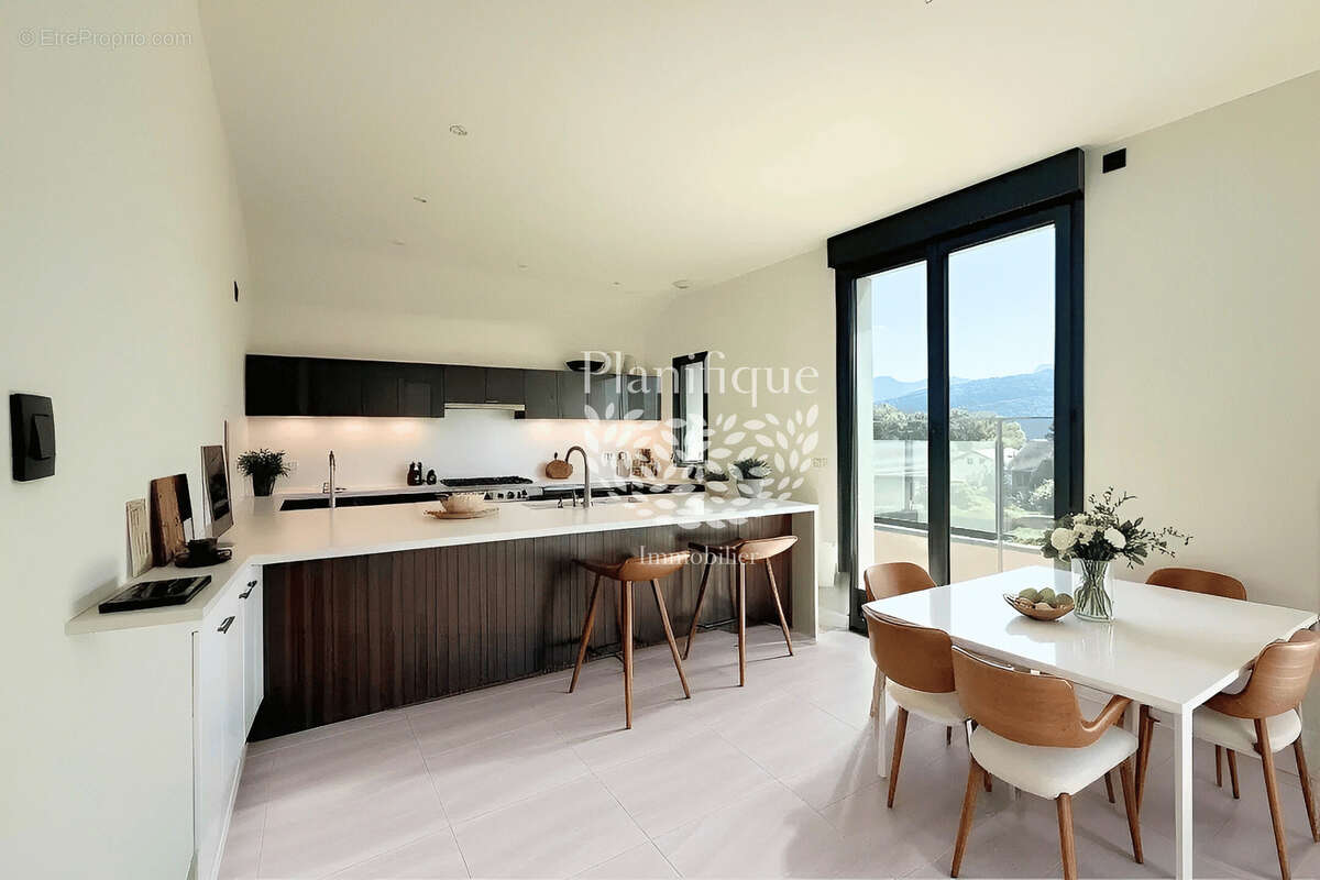 Appartement à QUINTAL