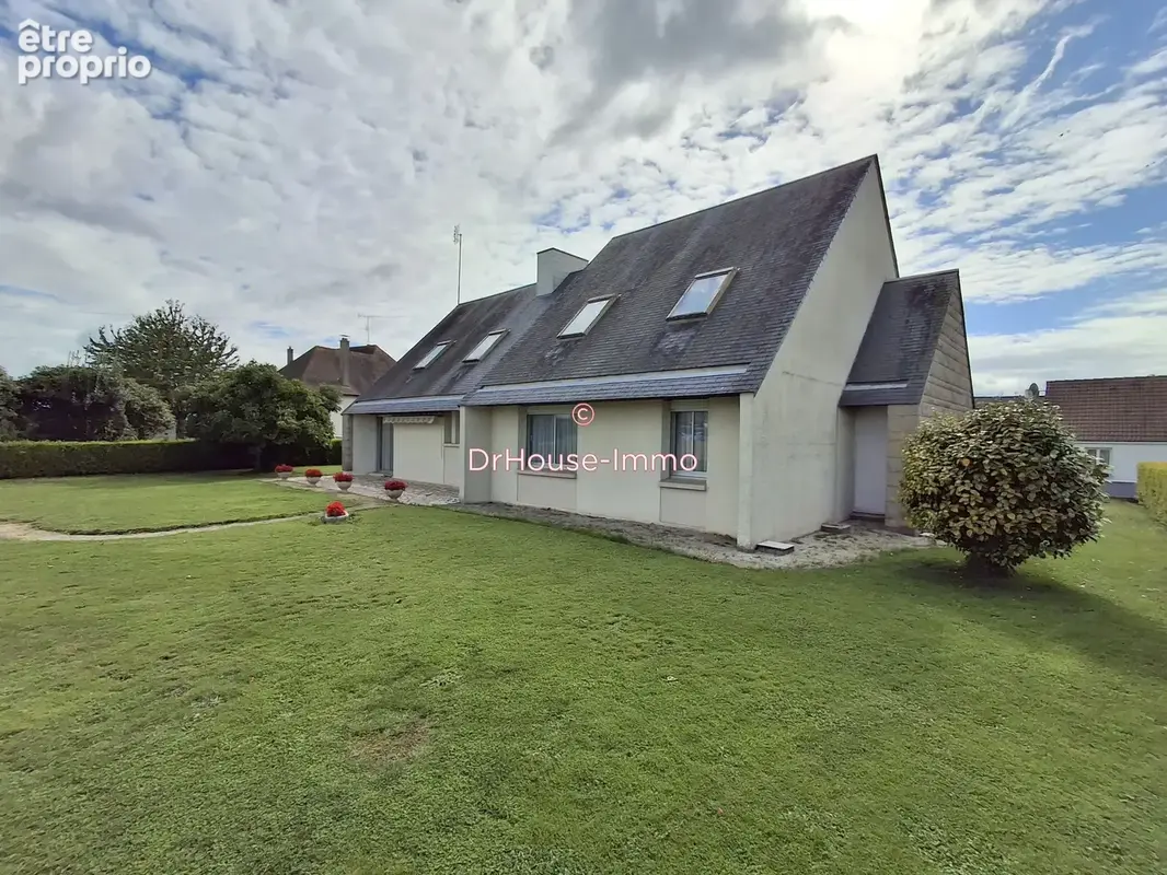 Maison 150 m² à Saint-Hilaire-Du-Harcouet  - photo 8