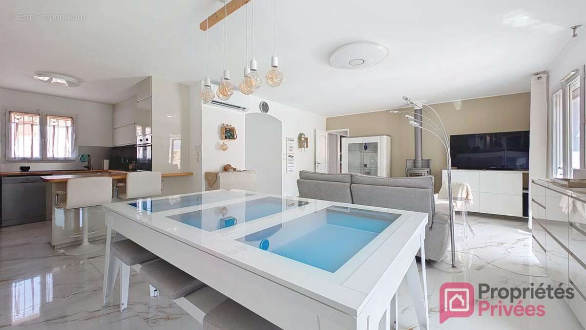 Maison Saint Chamas 6 pièce(s) 133 m2 - photo 5
