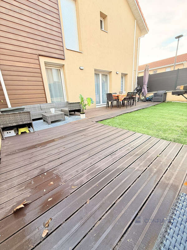 Maison à VAULX-EN-VELIN