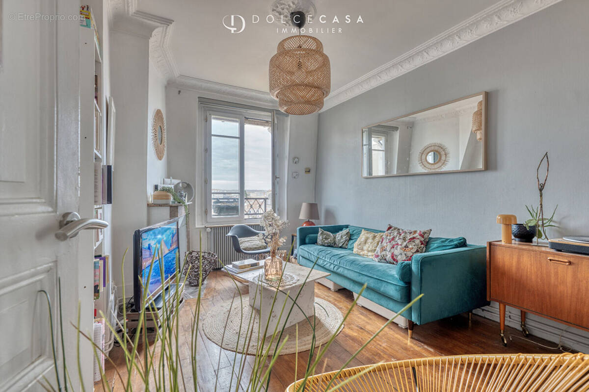 Appartement à LE PERREUX-SUR-MARNE