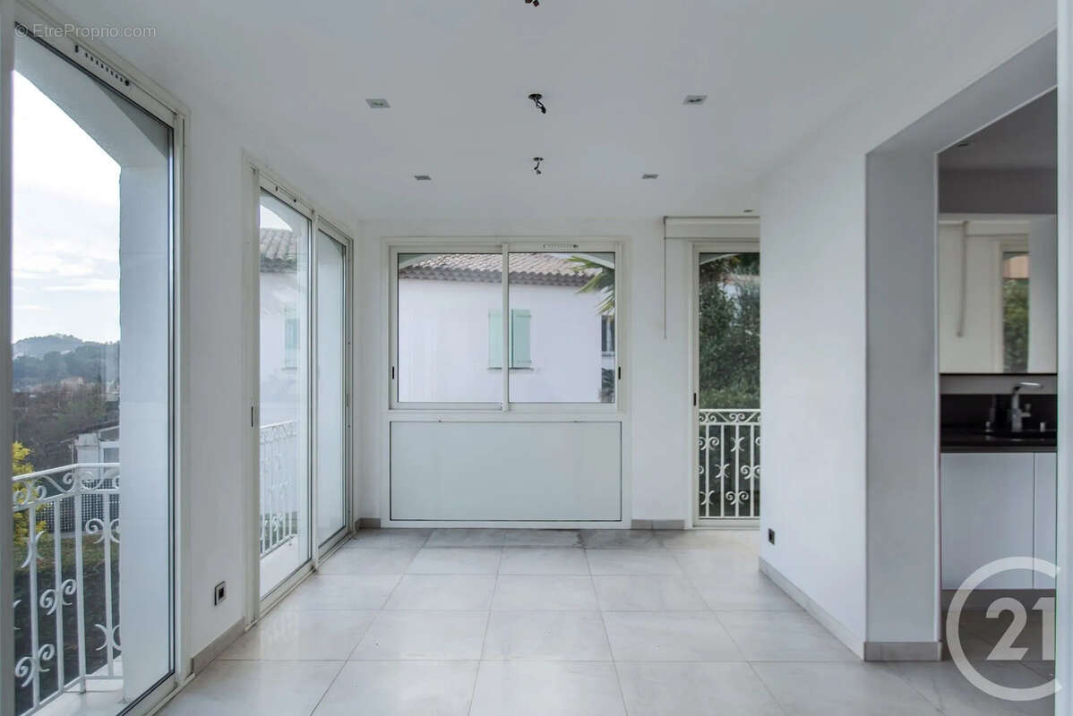 Maison à LA TURBIE
