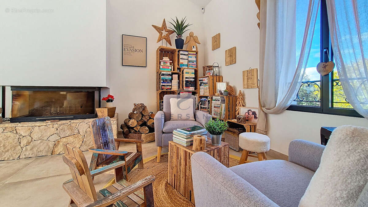 Maison à FREJUS