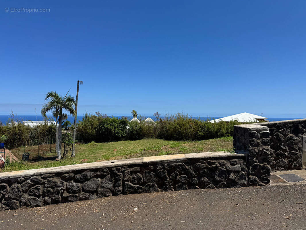 Terrain à SAINT-DENIS