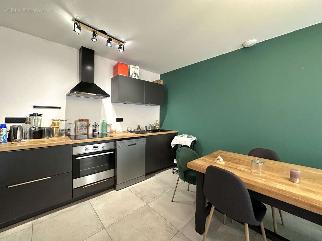 Appartement à THURINS