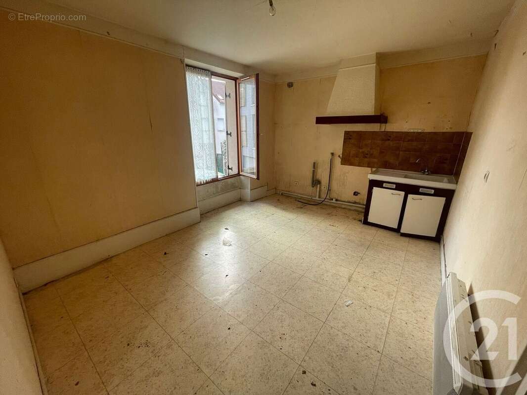 Appartement à DAMMARTIN-EN-GOELE