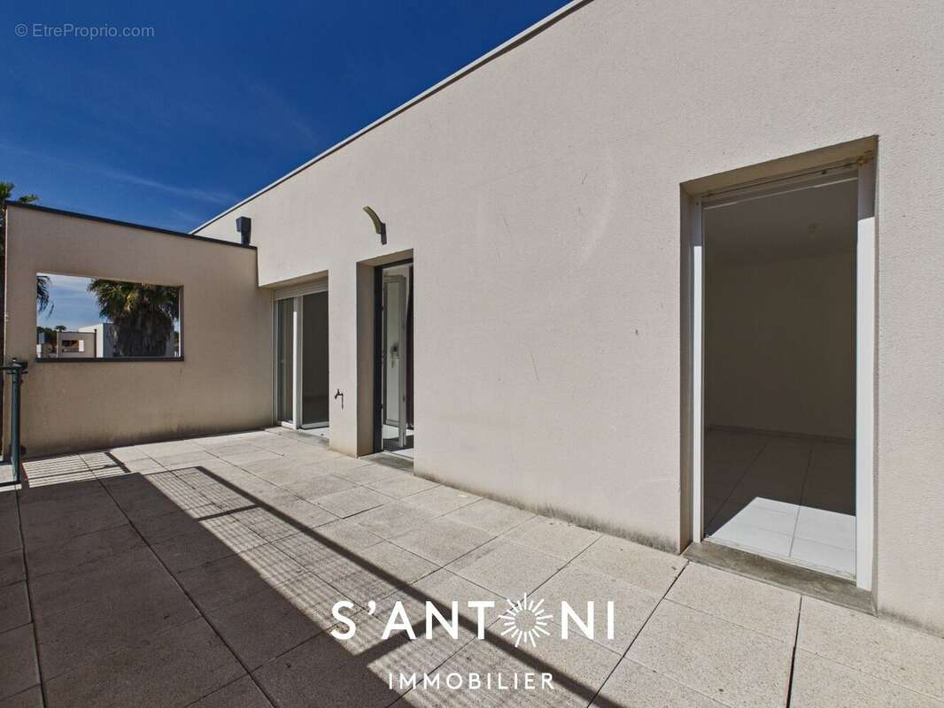 Appartement à VILLENEUVE-LES-BEZIERS