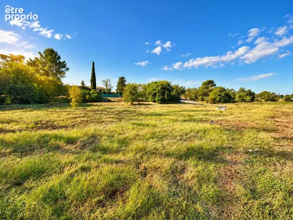 Terrain à FREJUS