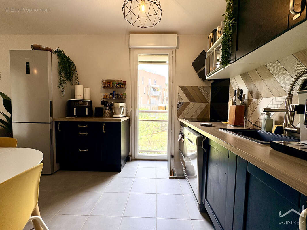 Appartement à CARROS