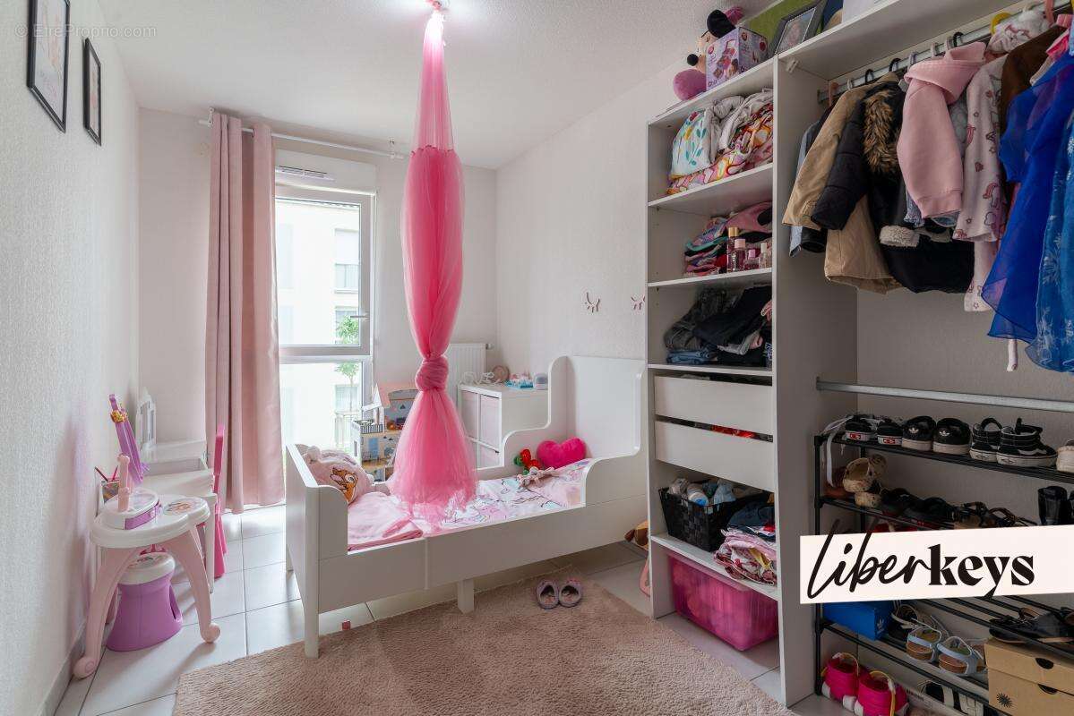 Appartement à PORT-DE-BOUC