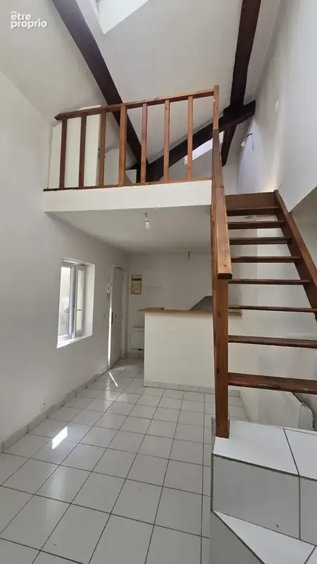 Studio avec couchage en duplex - petite copropriete - plein centre ville - photo 2