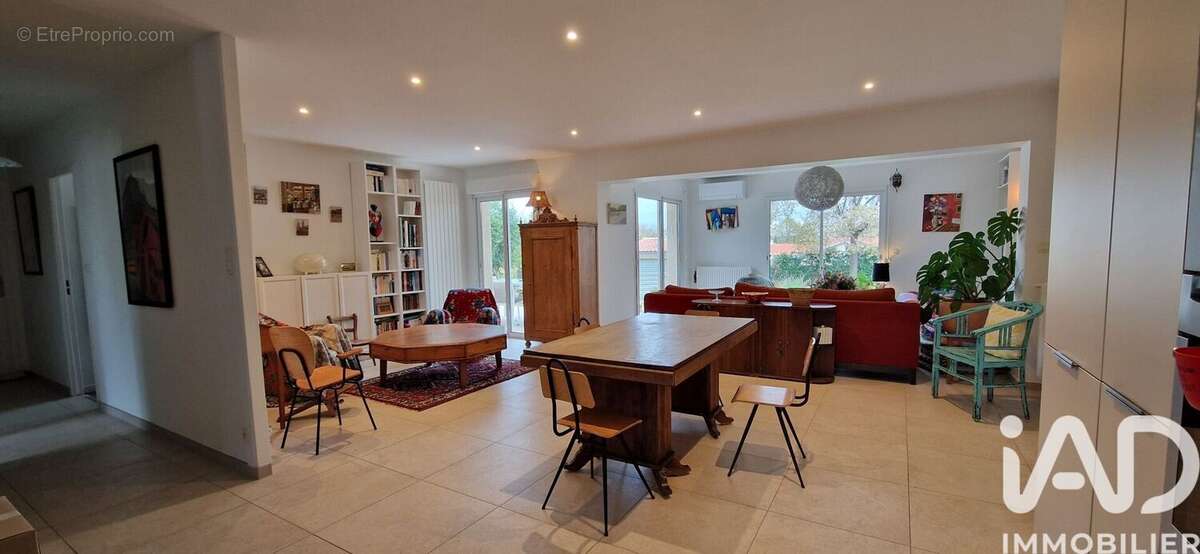 Photo 4 - Maison à BLANQUEFORT