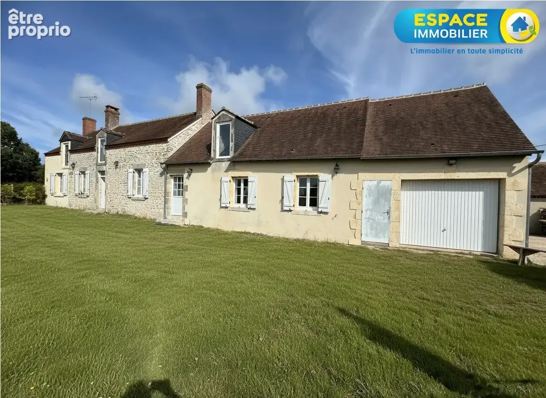 Corps de ferme de plain-pied d'environ 124 m2 avec 5 746 m2 de terrain avec un hangar à Sury-aux-Bois - photo 2
