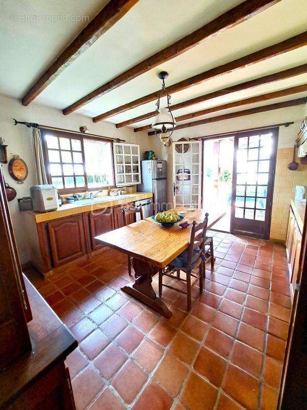 Maison à SAINT-BAUZILLE-DE-MONTMEL