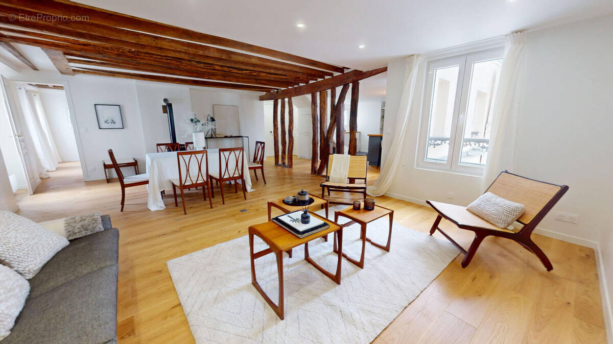 Appartement à PARIS-3E