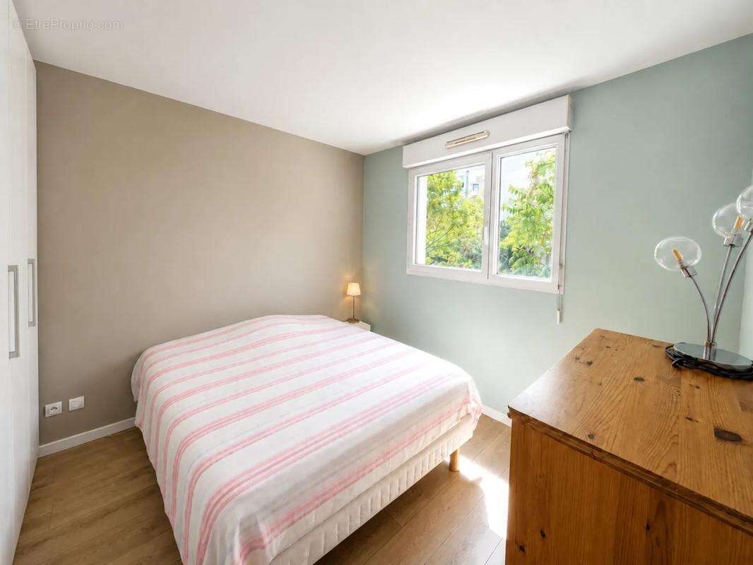 T2 49m² – balcon 8,67m² sud-ouest + box – gare d'Achères - photo 5