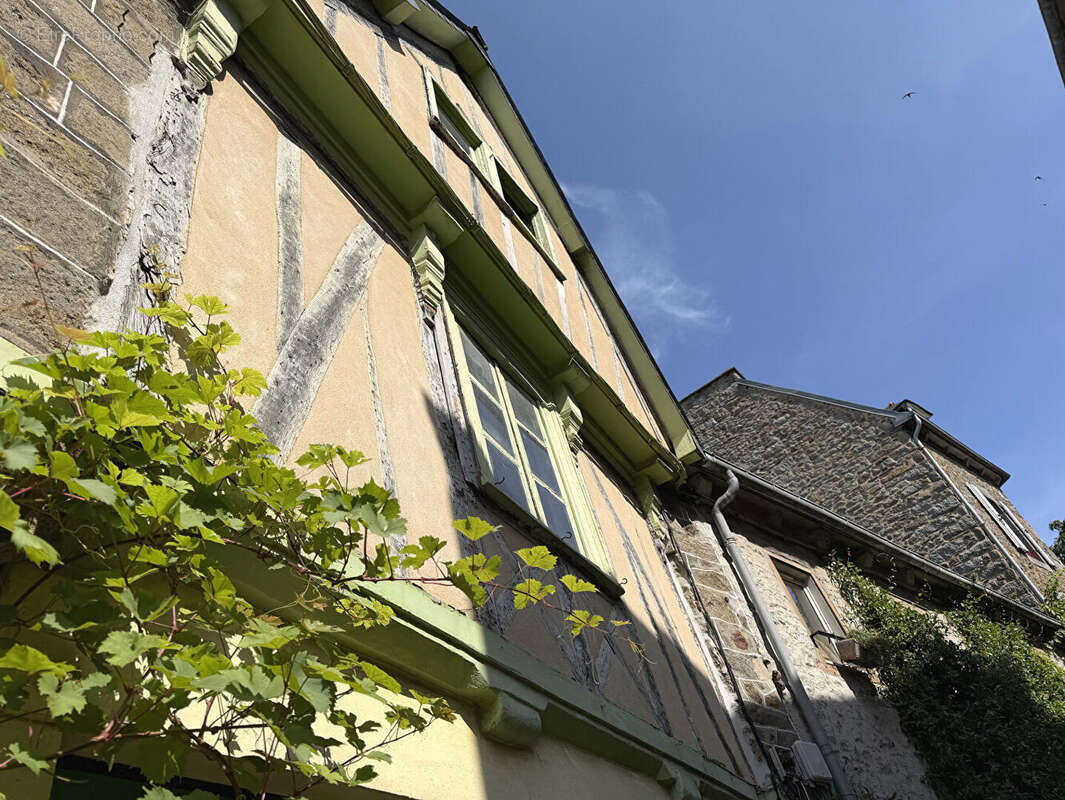 Ancienne échoppe de 1570, à rénover - photo 6