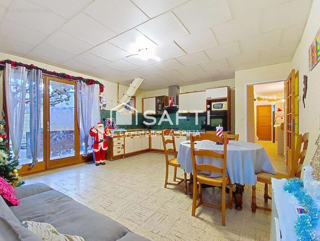 Maison 150 m² à Saint-Bonnet-Du-Gard  - photo 9