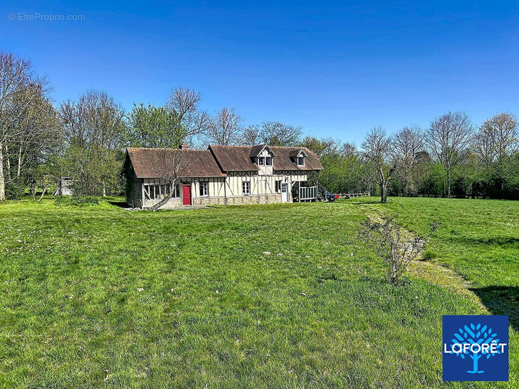 Maison à BERNAY