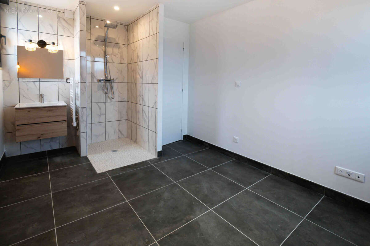 Appartement à LABERGEMENT-SAINTE-MARIE