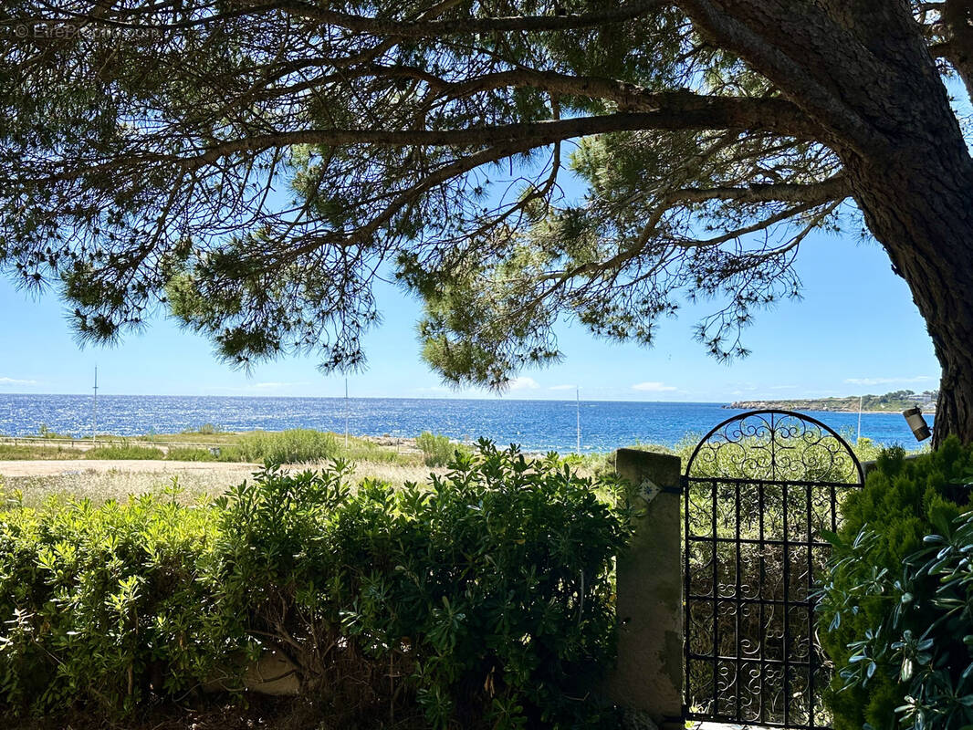 Maison à SAUSSET-LES-PINS