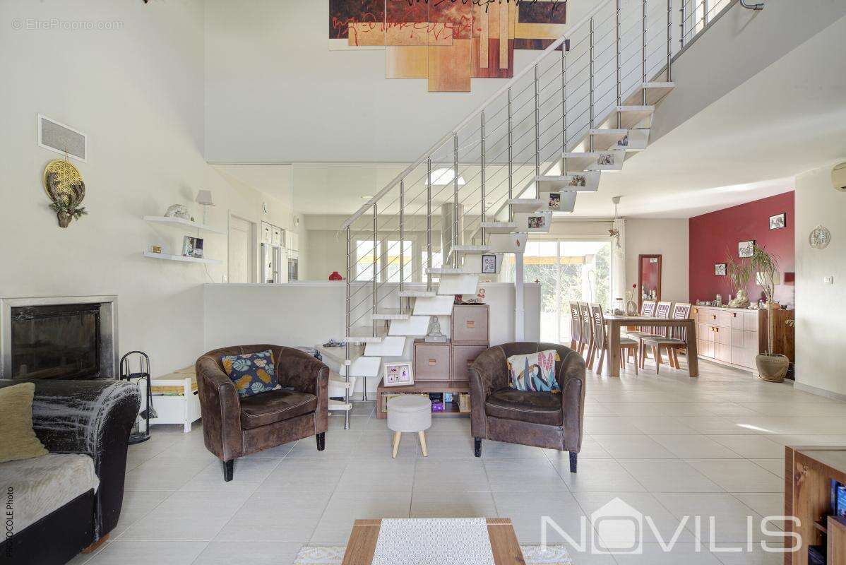 Maison à LAMASQUERE