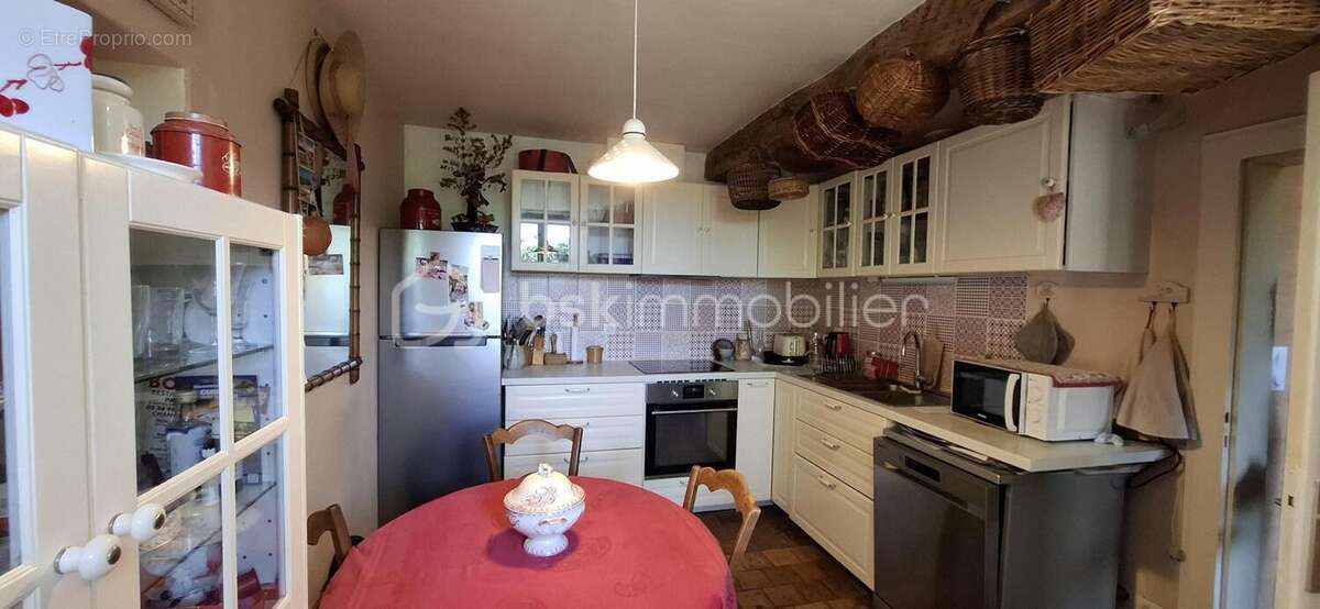 Maison à LA SELLE-SUR-LE-BIED