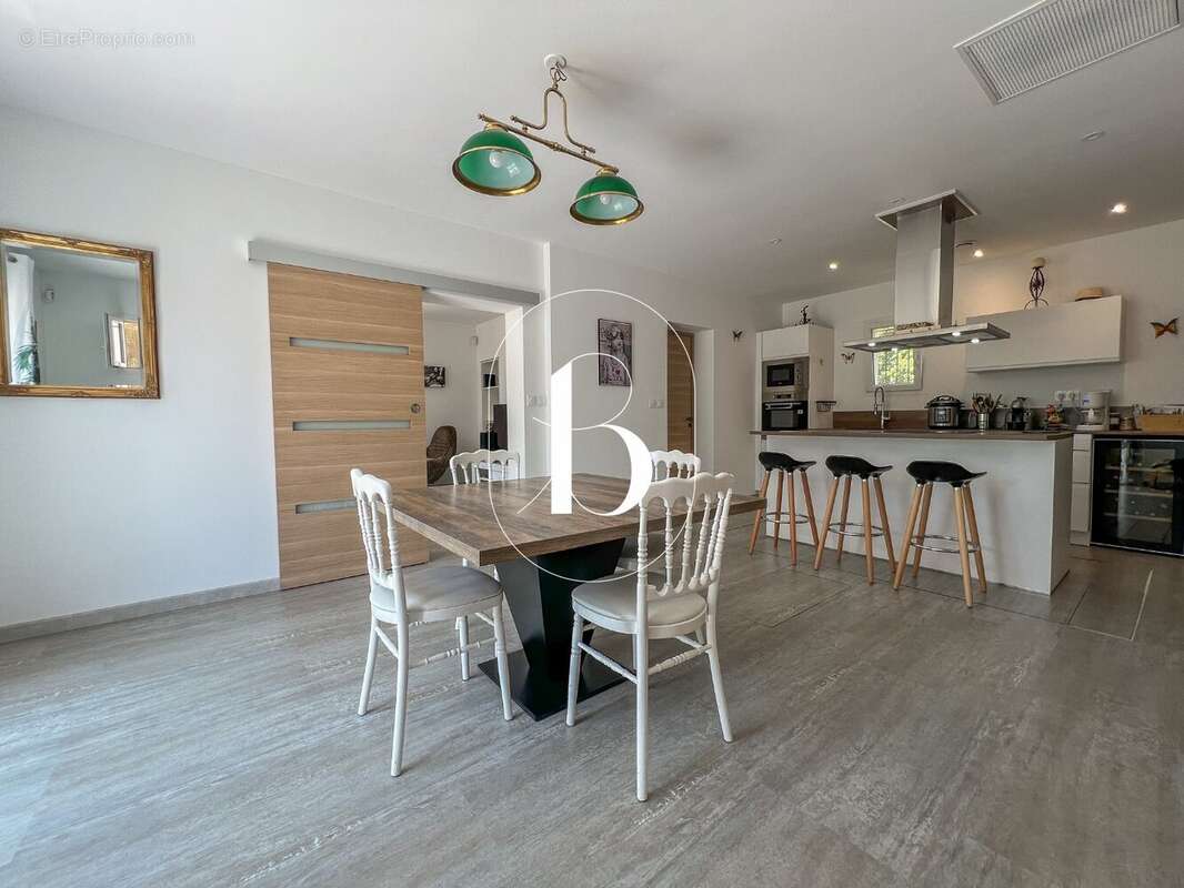 Maison à GOUDARGUES