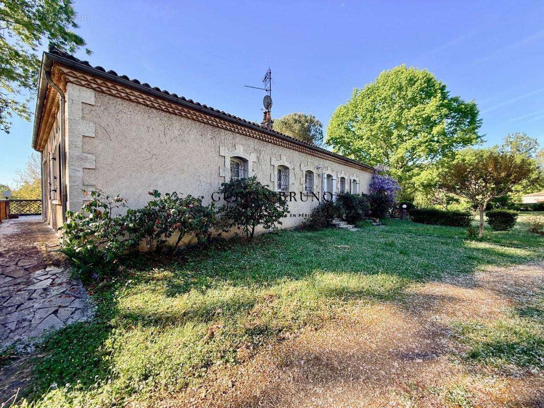 Maison à PORT-SAINTE-FOY-ET-PONCHAPT