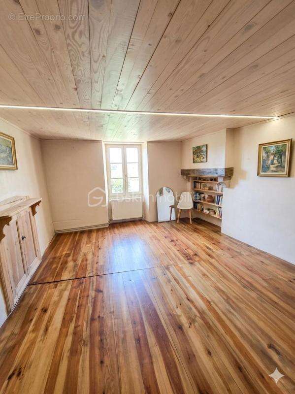 Maison à LANGOGNE