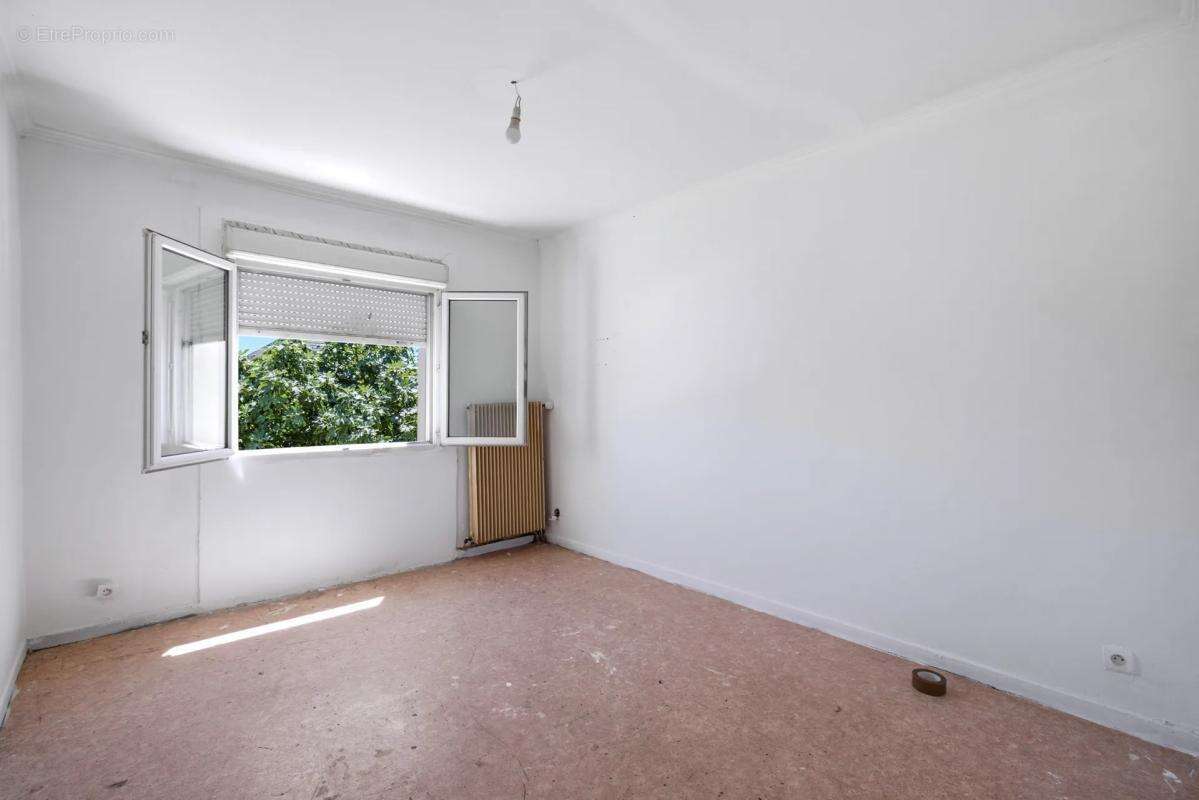 Maison de 6 pièces de 149 m² à Villepinte - photo 10