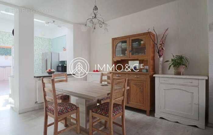 Maison 112 m² à Capinghem  - photo 2