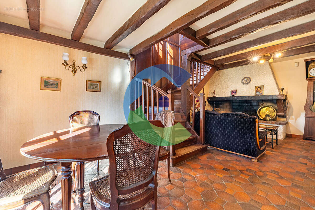 Maison à EPINAY-SUR-ORGE