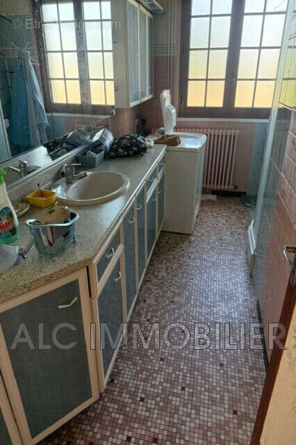 Maison 159 m² à Coulonges-Sur-Sarthe  - photo 3