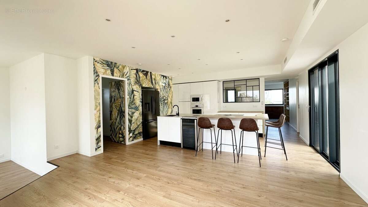 Maison à SAINT-MARTIN-DE-SEIGNANX