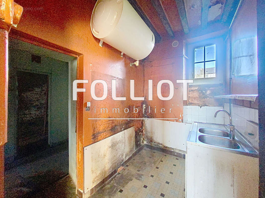 Maison à CURCY-SUR-ORNE