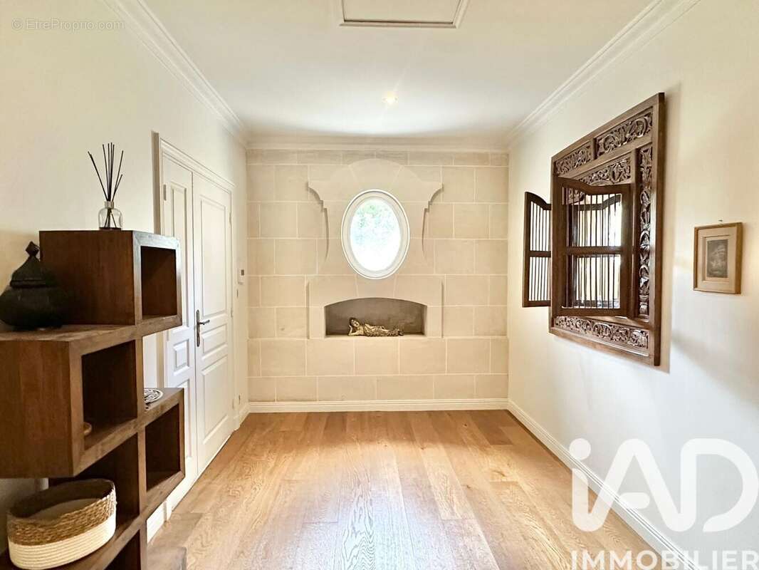 Maison 433 m² à Epinay-Sur-Orge  - photo 3