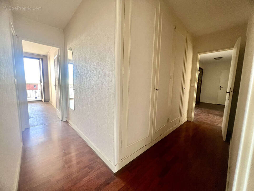 Appartement à LE KREMLIN-BICETRE